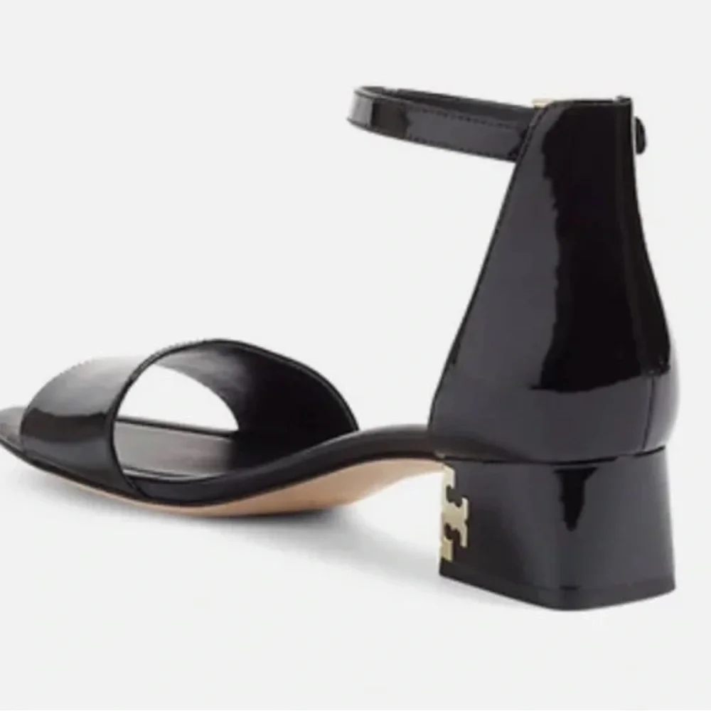 Tory Burch Finley black Patent Leather sandals - Picture 10 of 11